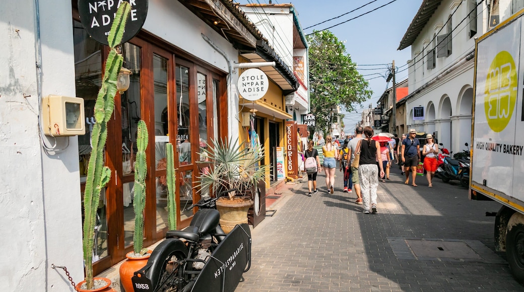 Dutch Fort which includes street scenes
