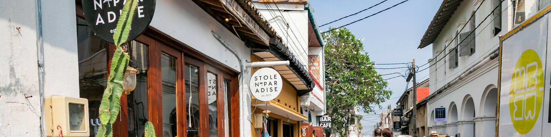 Dutch Fort which includes street scenes