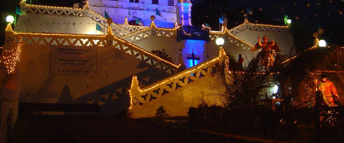 Illumination during the Christmas season #blue #trover