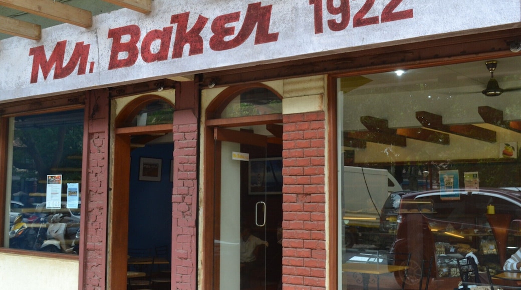 This is one of the oldest and most adorable little bakeries in Goa. Gotta love Mr Baker !! #goa #india #travel #thetinytaster #tinygoestravelling www.thetinytaster.com @trover