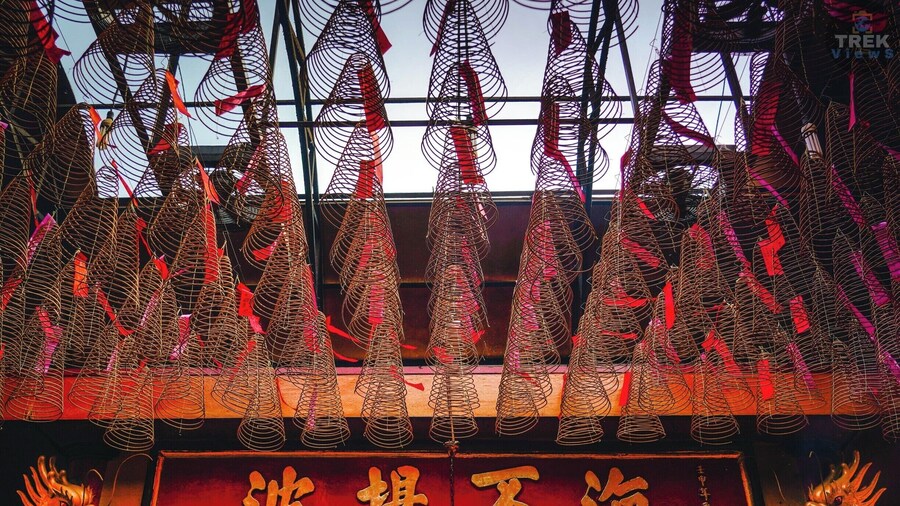Holiday Views | Lunar New Year 2018: The smoke inside Quan Âm pagoda was really intense on this day, more intense than any other pagoda I’ve ever been to. At first I thought only the sheer number of people and the incense sticks being burned attributed to it, and then I felt something hit me on my shoulder. Looking at my shoulder I saw a big chunk of ash, naturally I looked up to see where it came from and saw the sight of dozens upon dozens of burning coil incense hanging from overhead.
.
.
.
.
#sonyalpha #sonya7riii #traveler #travellife #travelphotography #travelpics #travelgram #wanderer #wanderlust #instagood #instatravel #yourshotphotographer #lpfanphoto #explorevietnam #southeastasia #vietnam #saigon #hochiminh #visitvietnam #beautifulseasia #igvietnam #vietnamcharm #vscovietnam #tet #lunarnewyear #chinesenewyear #yearofthedog #pagoda #temple #incense