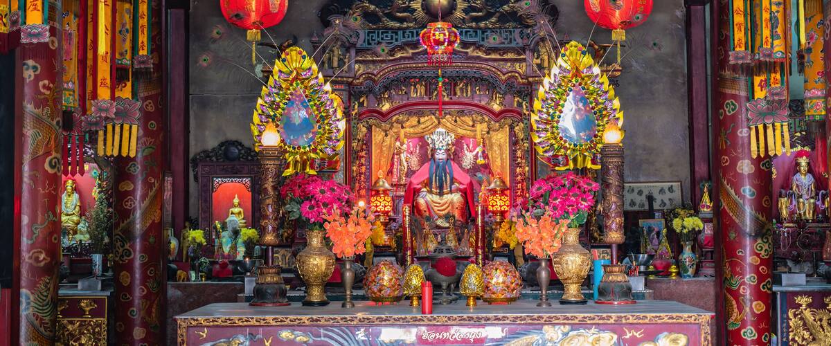 bangkok/Thailand-19 Jan 2020:Rong Kuak Shrine on talat noi.Talad Noi (Talat Noi), one of the oldest neighbourhoods in Bangkok.