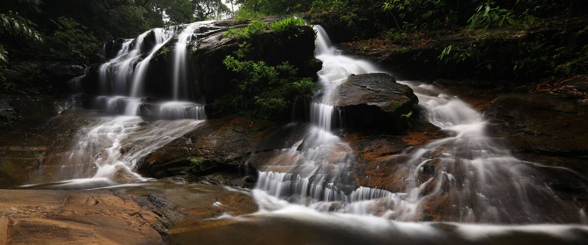 Nam Tok Hok Sai , Khao Chamao Waterfall
The surroundings are evergreen forest in Rayong province,Thailand