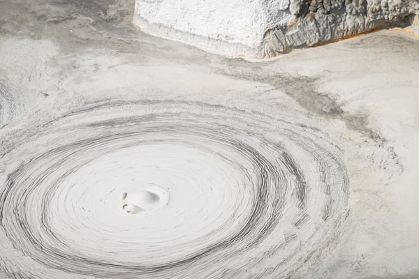 Oni-bōzu Jigoku which includes a hot spring