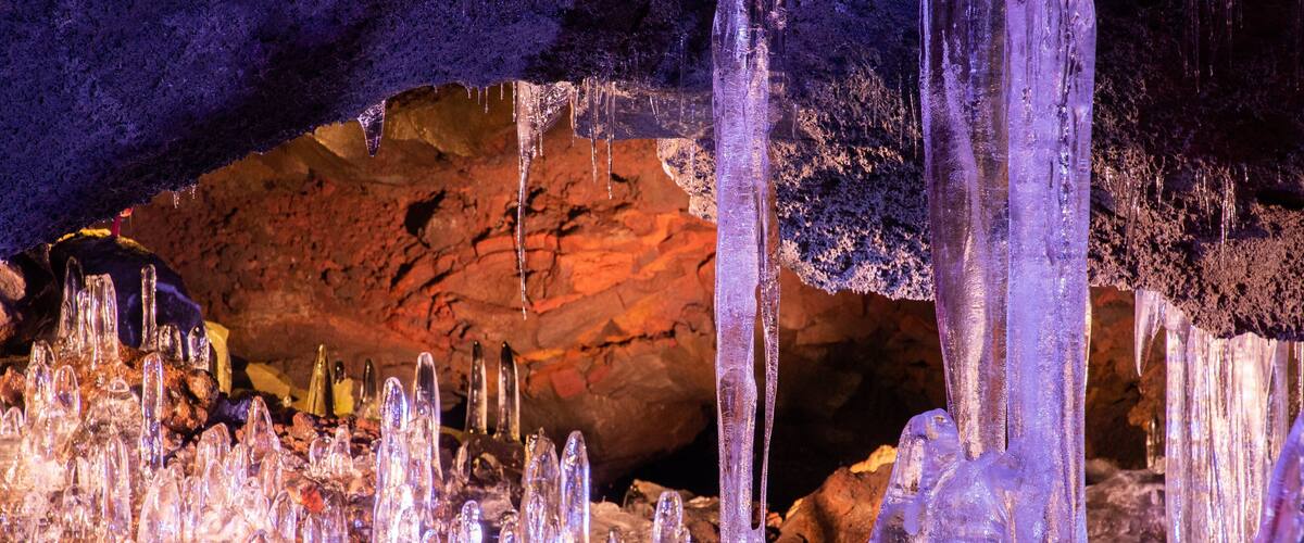 Fugaku Wind Cave which includes caves