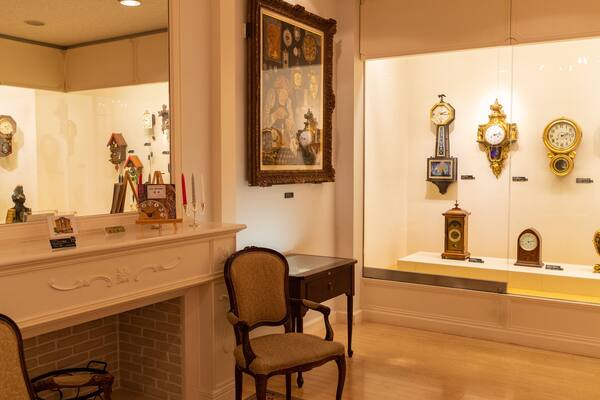 Matsumoto Timepiece Museum which includes interior views