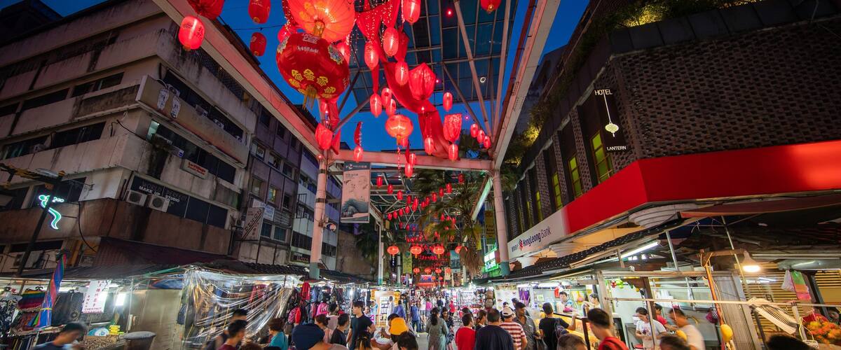 Petaling Street Market showing markets, night scenes and street scenes