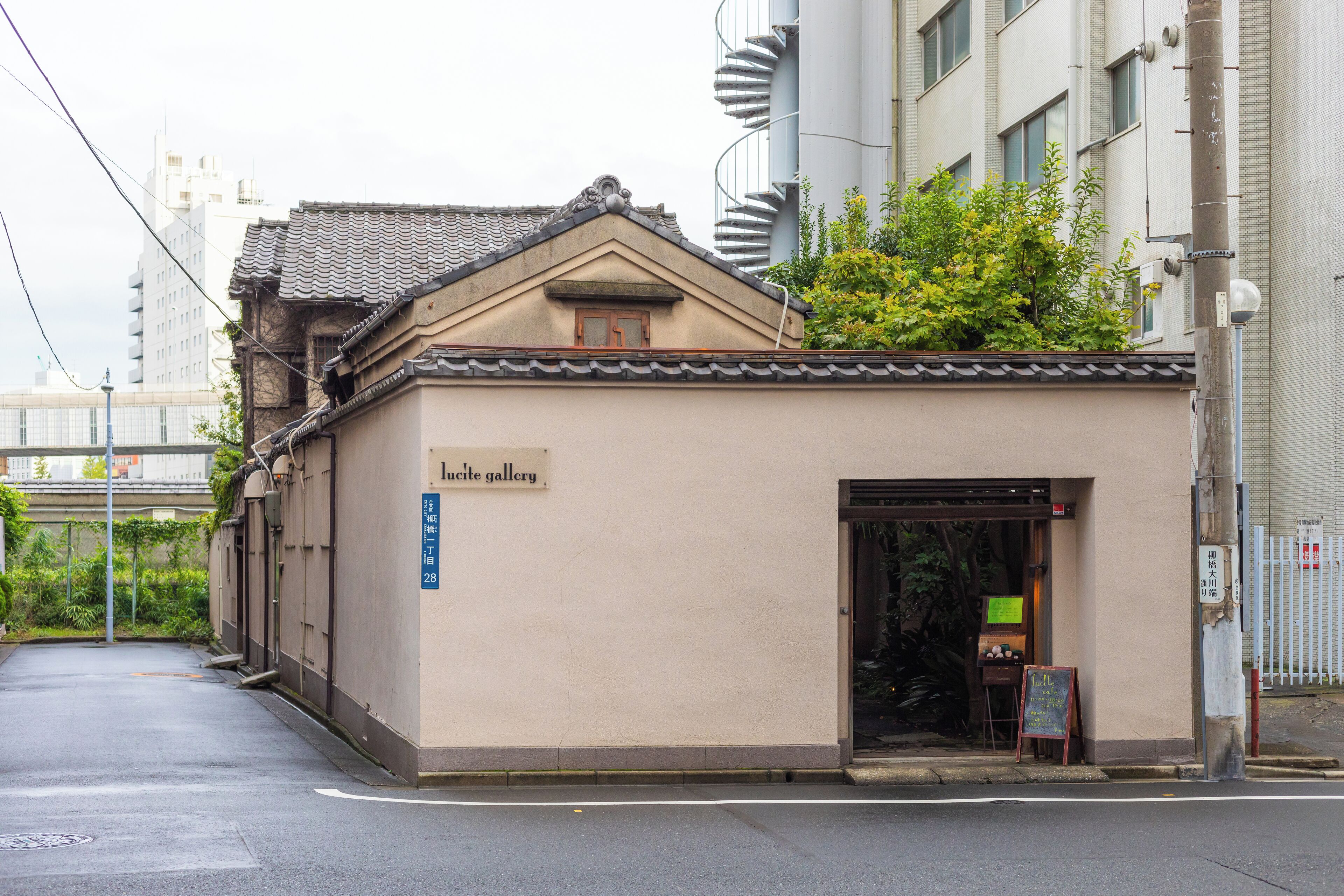 Yanagibashi_LuciteGallery_553248621526930923_5