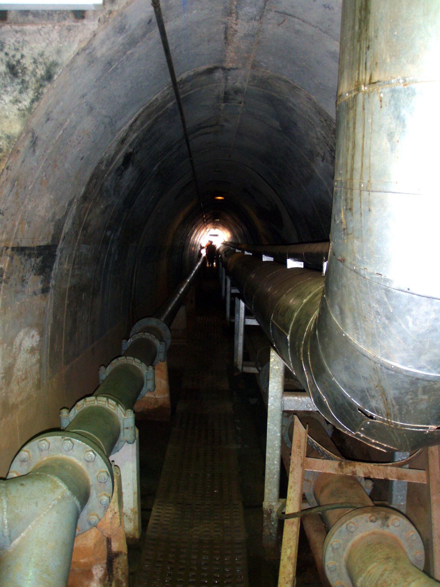 Located below the cliffs of the city center, the World War II Oil Storage Tunnels were built to protect the oil stored in Darwin from Japanese bombing. You can pay a small entrance fee for a tour.
