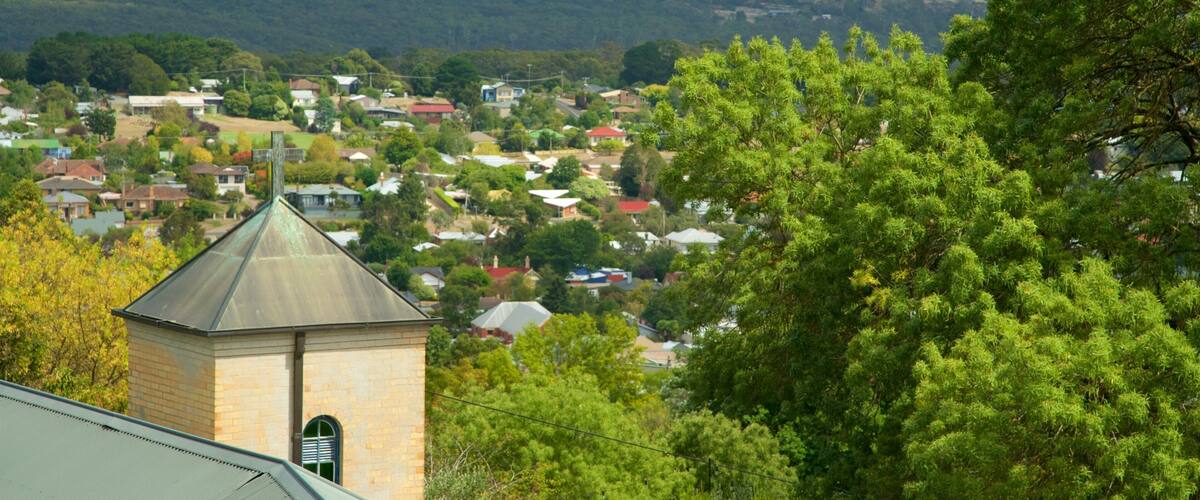 Convent Gallery which includes a small town or village