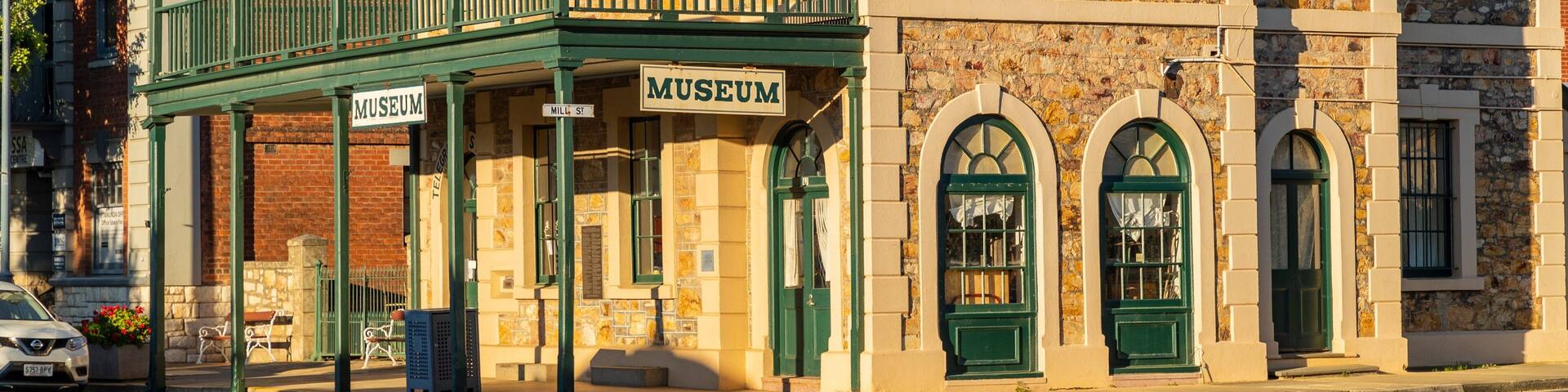 Barossa Museum featuring heritage elements