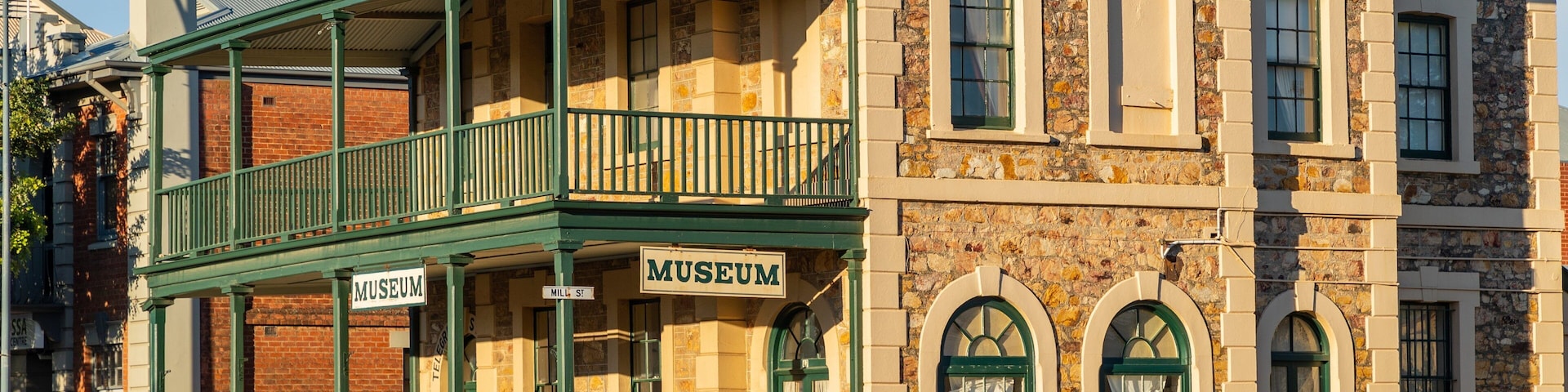 Barossa Museum featuring heritage elements