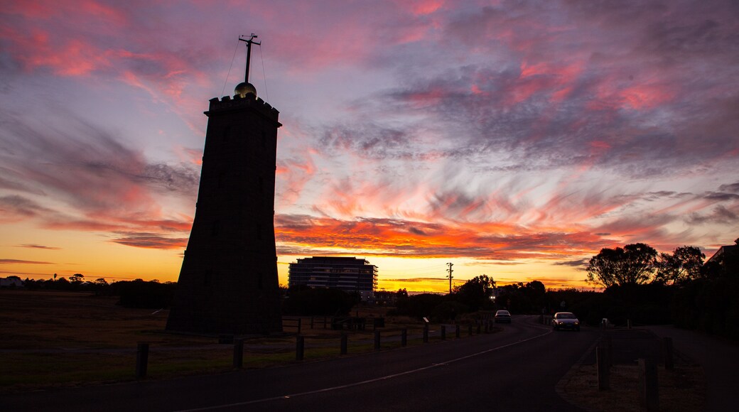 Point Gellibrand Coastal Heritage Park showing a sunset
