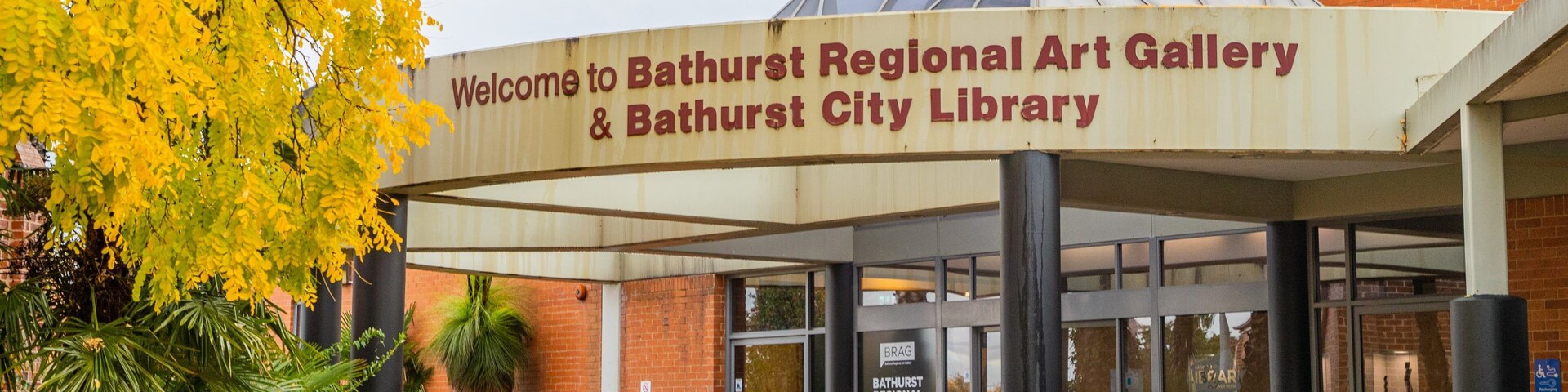 Bathurst Regional Art Gallery showing signage