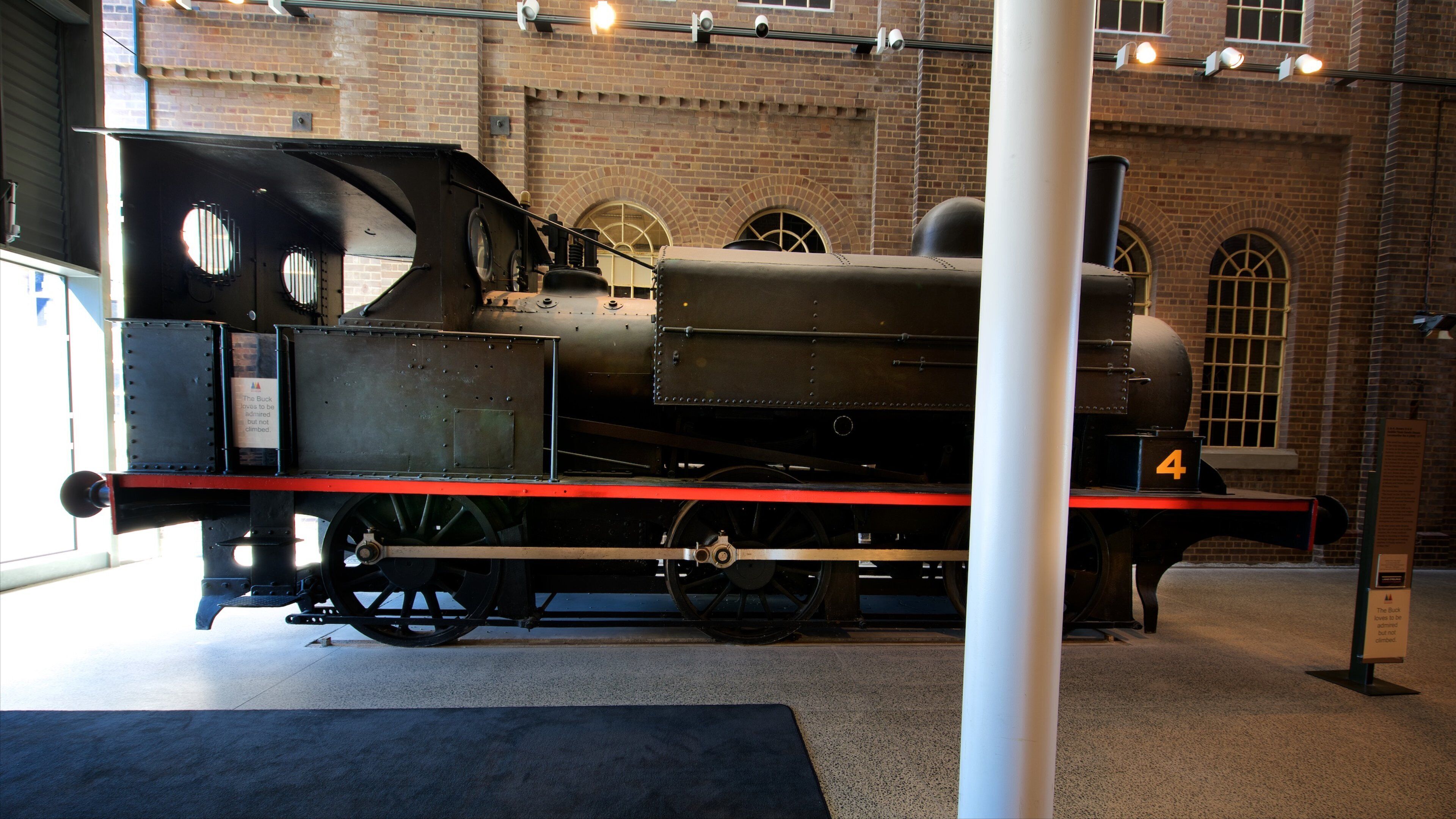 Newcastle qui includes articles ferroviaires et vues intérieures