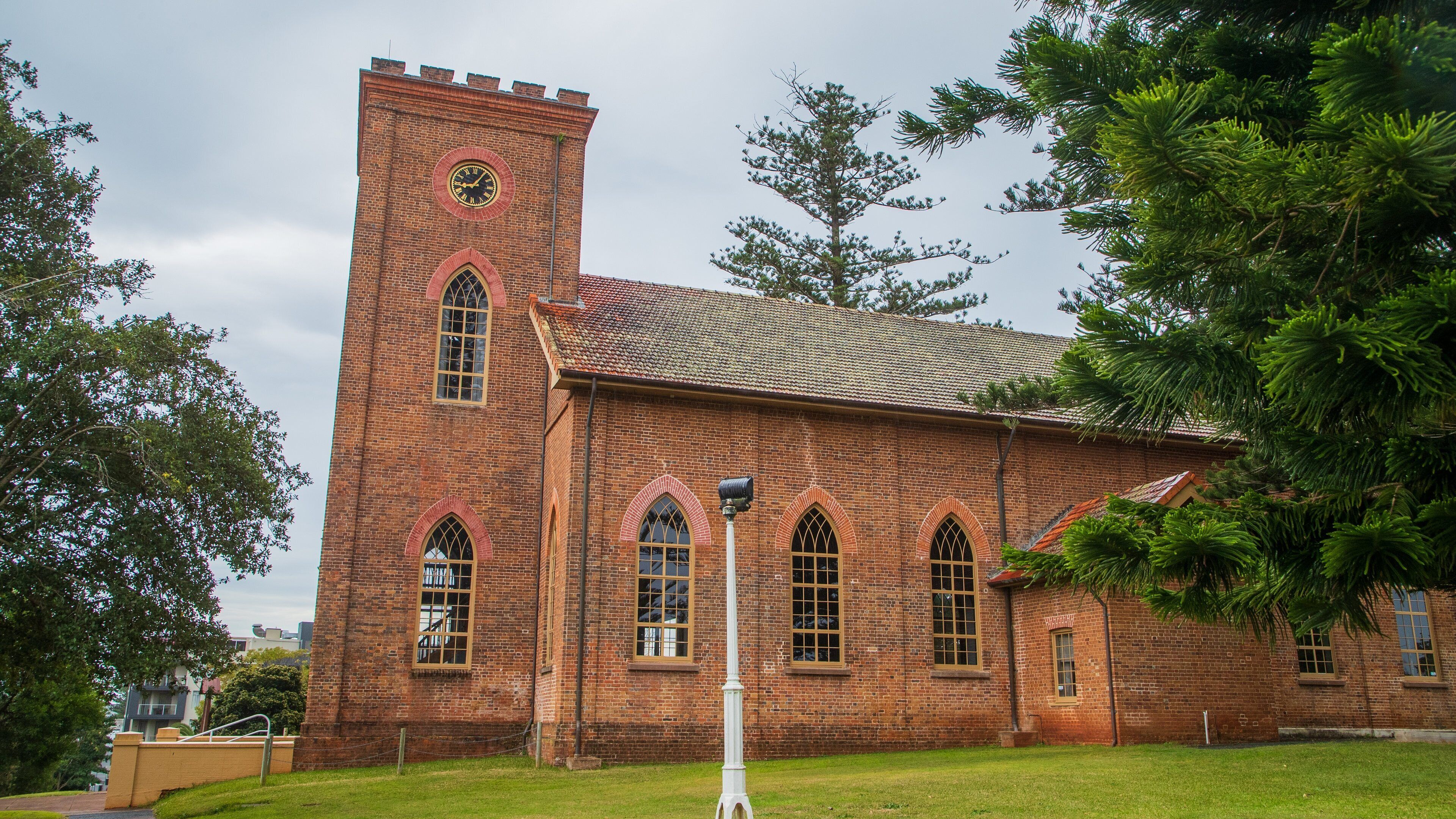 St Thomas Anglican Church which includes heritage architecture and a church or cathedral