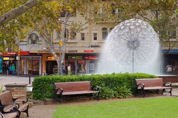 El Alamein Fountain which includes a park and a fountain