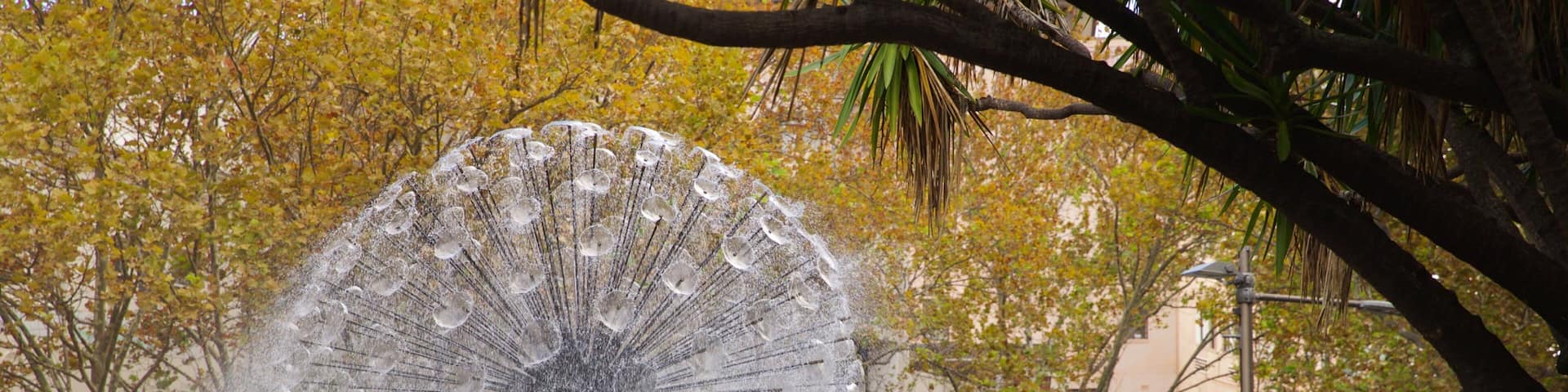 El Alamein Fountain which includes a fountain