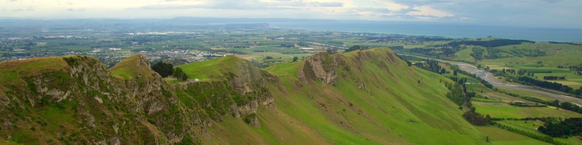 Te Mata Peak which includes tranquil scenes and landscape views