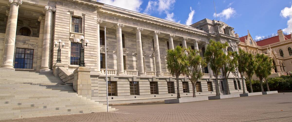 Parliament House featuring heritage architecture