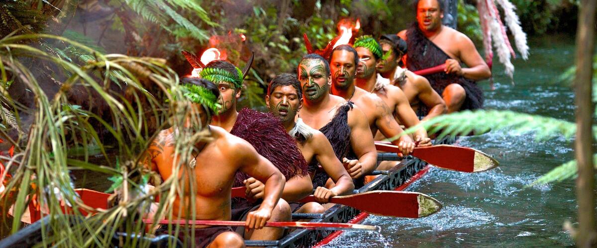 Rotorua showing a river or creek, kayaking or canoeing and indigenous culture