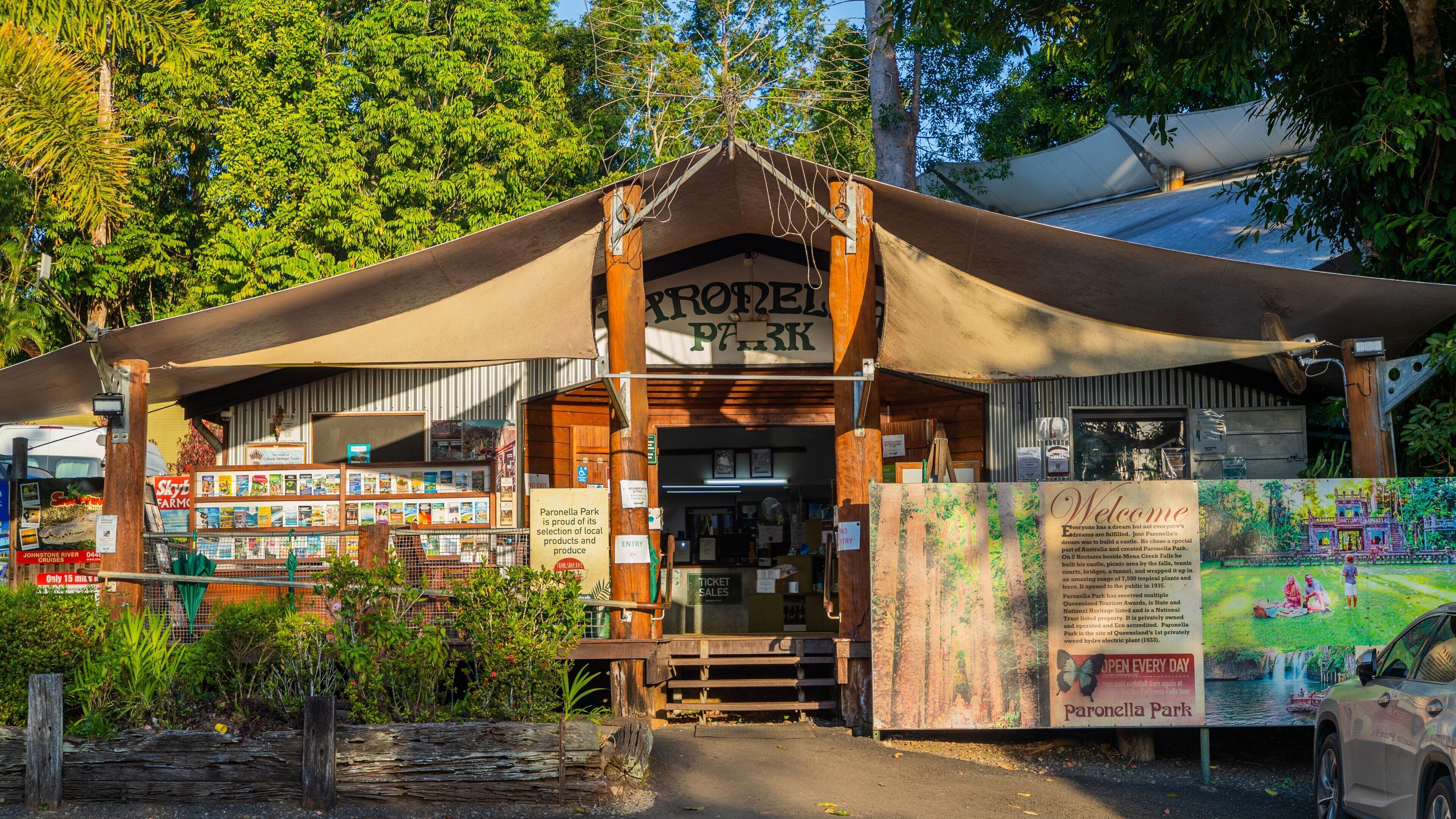 Paronella Park which includes signage