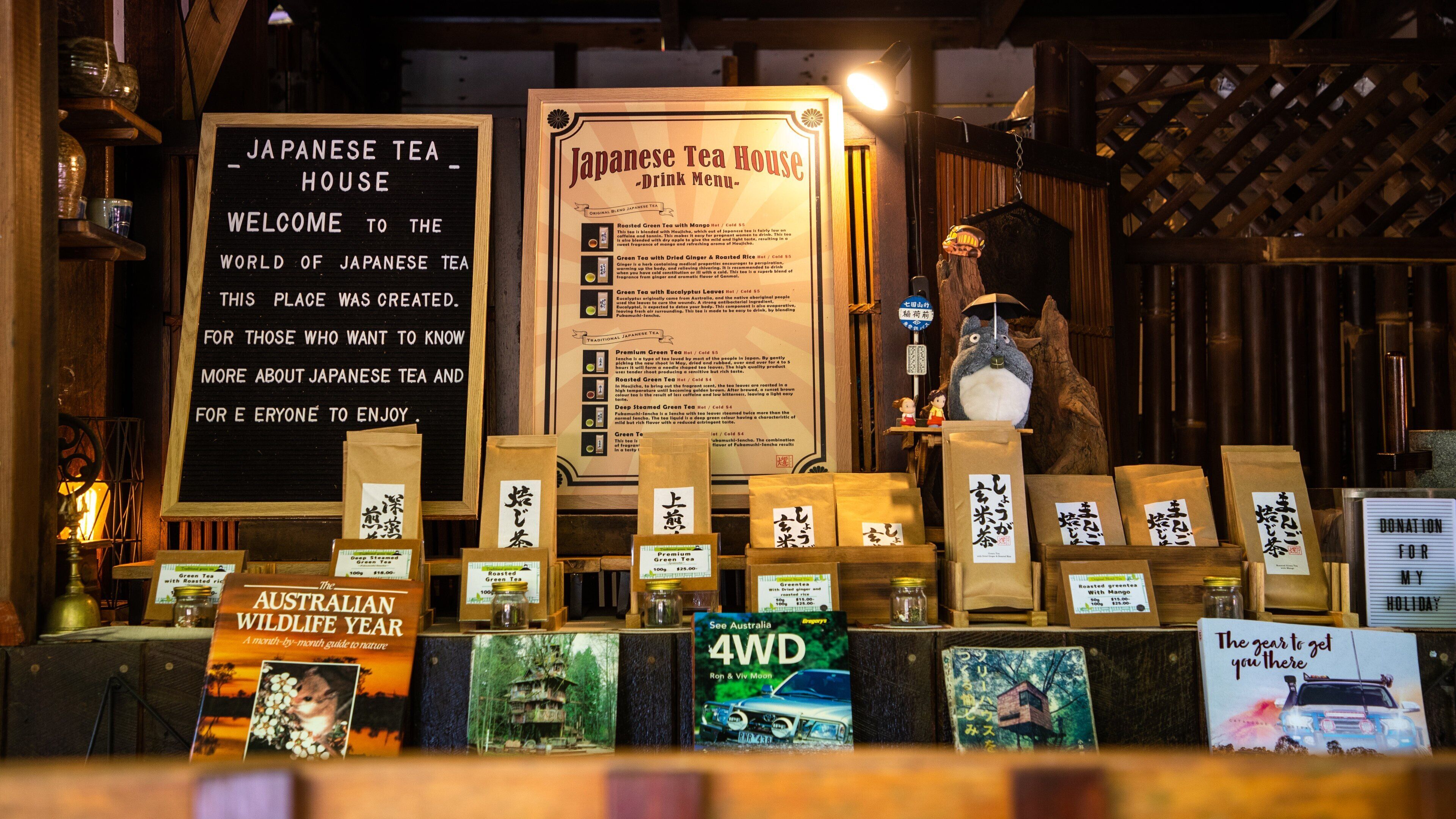Kuranda Original Rainforest Markets featuring interior views