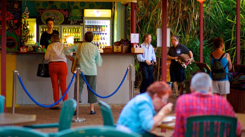 ๋ค์ ์ ํน์ง ์นดํ ํ๊ฒฝ ๊ณผ ๋ฐ ๋ฟ๋ง ์๋๋ผ ๋๊ท๋ชจ ์ฌ๋๋ค