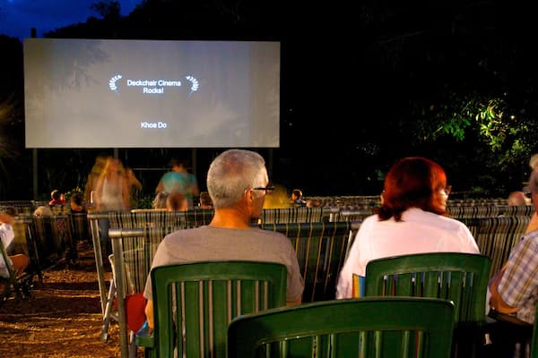 Territoire du Nord mettant en vedette scÚnes de théùtre, vie nocturne et scÚnes de nuit