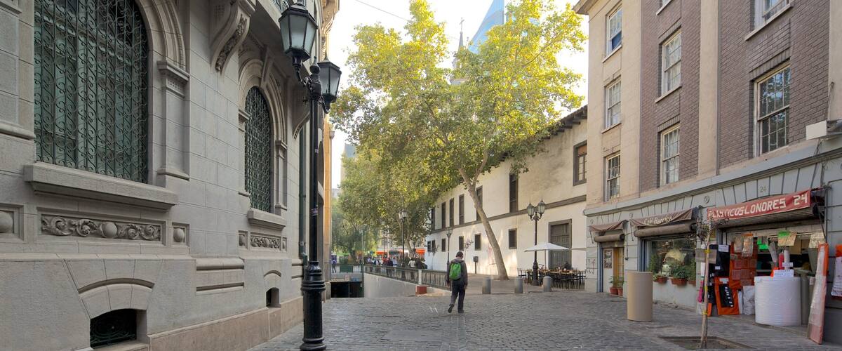 Santiago featuring street scenes