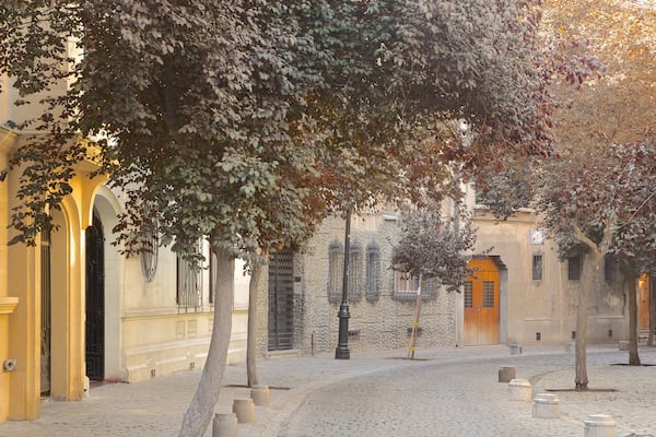 Santiago Metropolitan Region featuring street scenes