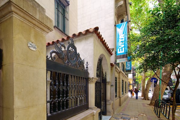 Buenos Aires mettant en vedette scĂšnes de rue