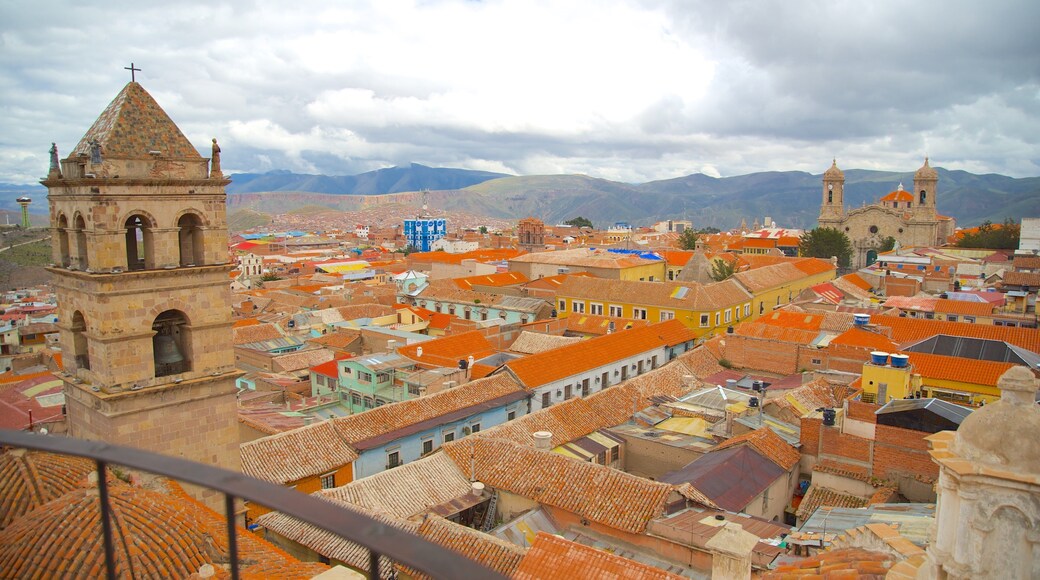 Potosi showing a city