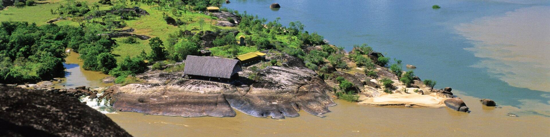 El Tuparro National Natural Park which includes general coastal views, landscape views and tranquil scenes