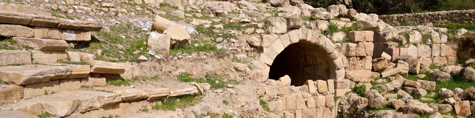 Pella Museum which includes heritage elements and a ruin