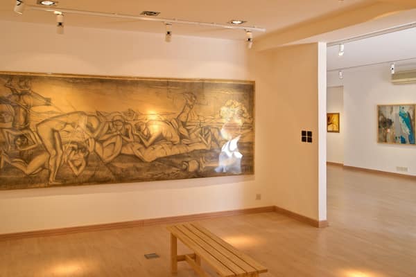 Musée national des beaux-arts de Jordanie mettant en vedette art et vues intérieures