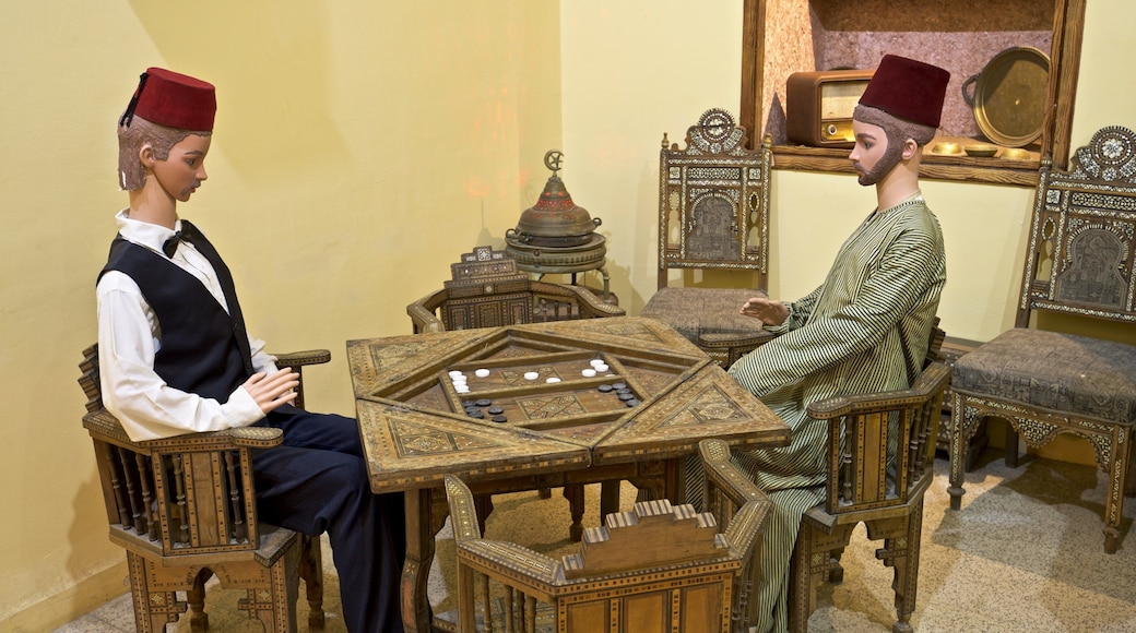 Jordanian kansanperinteen museo joka esittÀÀ sisÀkuvat