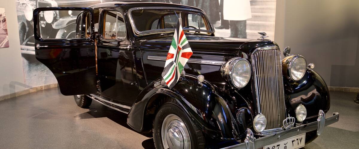 Royal Automobile Museum showing interior views and heritage elements