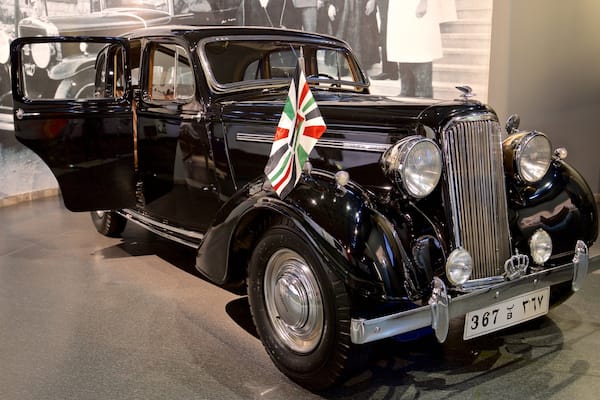 Royal Automobile Museum which includes interior views and heritage elements