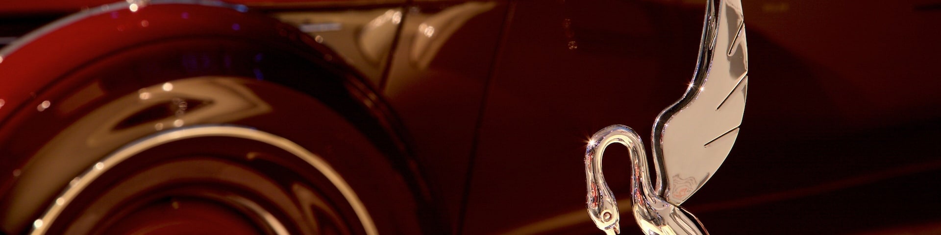 Königliche Automobilmuseum Amman welches beinhaltet Innenansichten und Geschichtliches