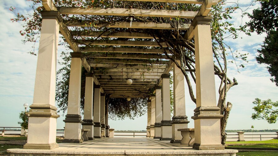 Punta San Sebastian, Corrientes, Costanera Corrientes