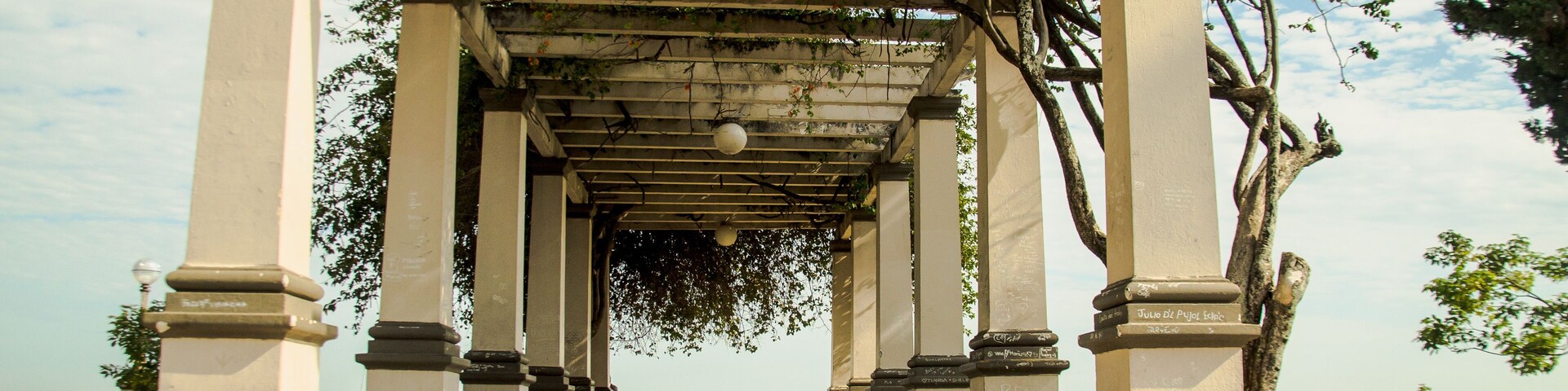 Punta San Sebastian, Corrientes, Costanera Corrientes