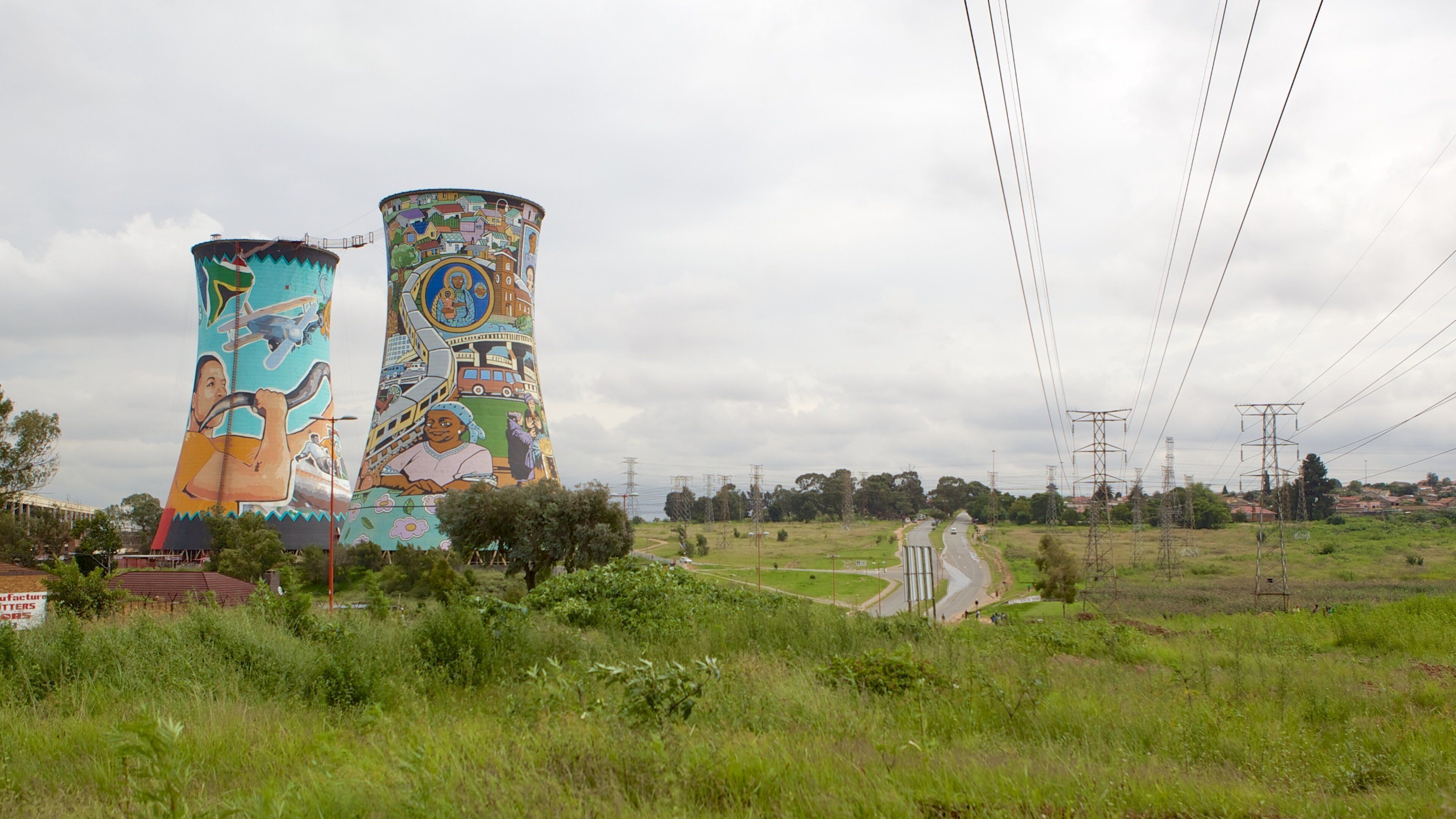 Johannesburg en omgeving toont kunst in de open lucht en kunst