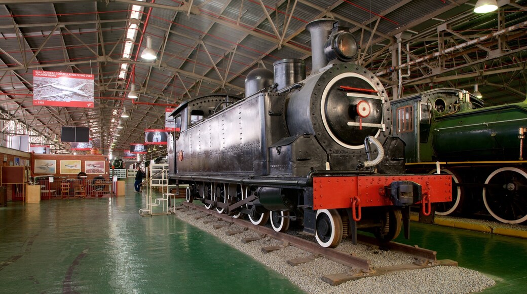 Outeniqua Transport Museum mettant en vedette vues intérieures et patrimoine historique