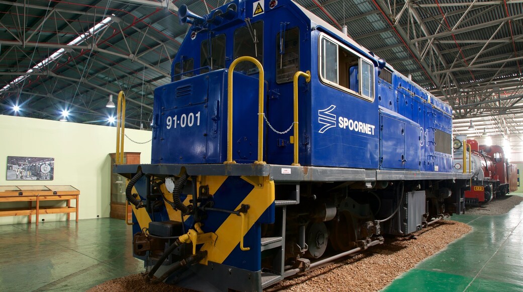 George mettant en vedette vues intérieures