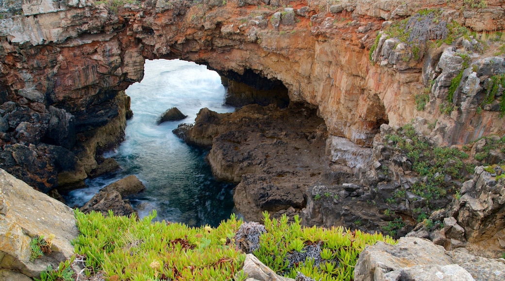 Boca do Inferno som inkluderer kyst og klippelandskap