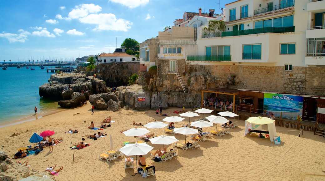 Rainha Beach showing general coastal views, a coastal town and a sandy beach