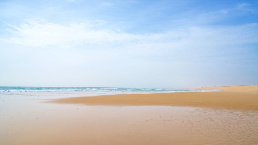 Fuzeta Beach showing a sandy beach and general coastal views