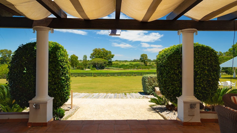 La Estancia Golf featuring golf