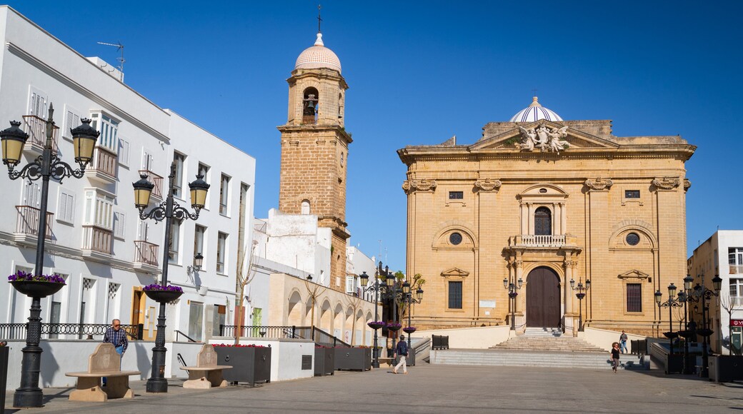 Church of St. John the Baptist showing a church or cathedral and heritage architecture